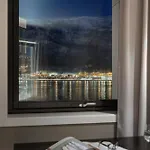 Premium Penthouse In - Northern Lights, City, Sea & Mountain View - Free Parking In Garage