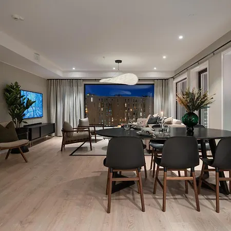 Premium Penthouse In - Northern Lights, City, Sea & Mountain View - Free Parking In Garage Διαμέρισμα Τρόμσο