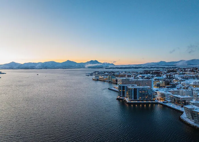 Premium Penthouse In - Northern Lights, City, Sea & Mountain View - Free Parking In Garage