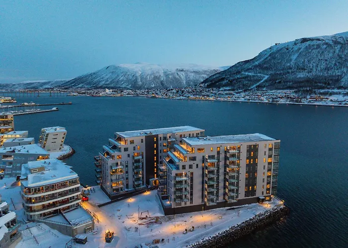 Premium Penthouse In - Northern Lights, City, Sea & Mountain View - Free Parking In Garage Appartement *