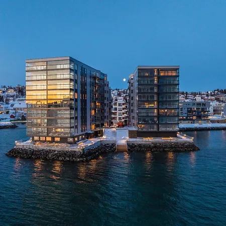 Premium Penthouse In - Northern Lights, City, Sea & Mountain View - Free Parking In Garage Leilighet