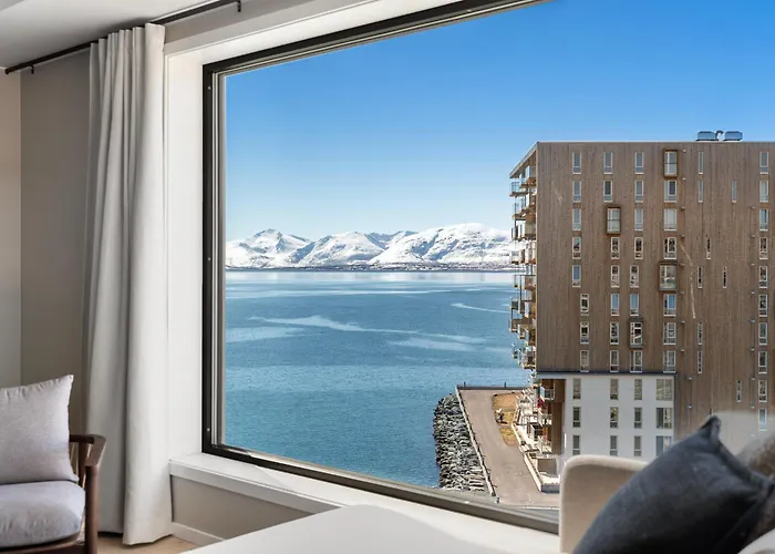 Premium Penthouse In - Northern Lights, City, Sea & Mountain View - Free Parking In Garage Leilighet